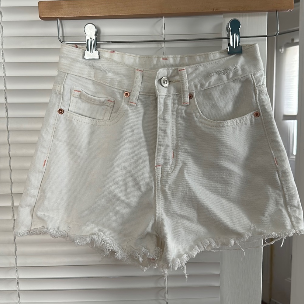 JEANs sz 25 high-waist denim cutoff shorts, white.